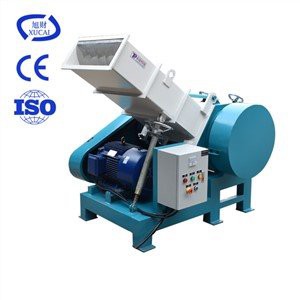 Kvernmaskin for plastrør