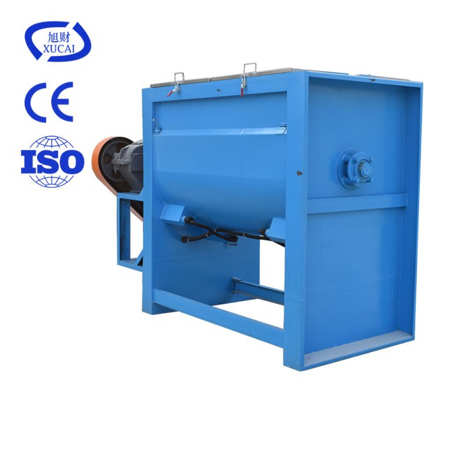 Stasjonær horisontal matingsmaskin